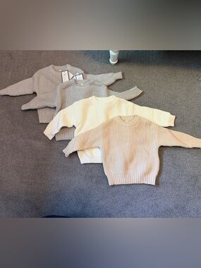 NEW!! Neutral Ribbed Crewneck knit Sweater - Beige, white, Light Gray (2)